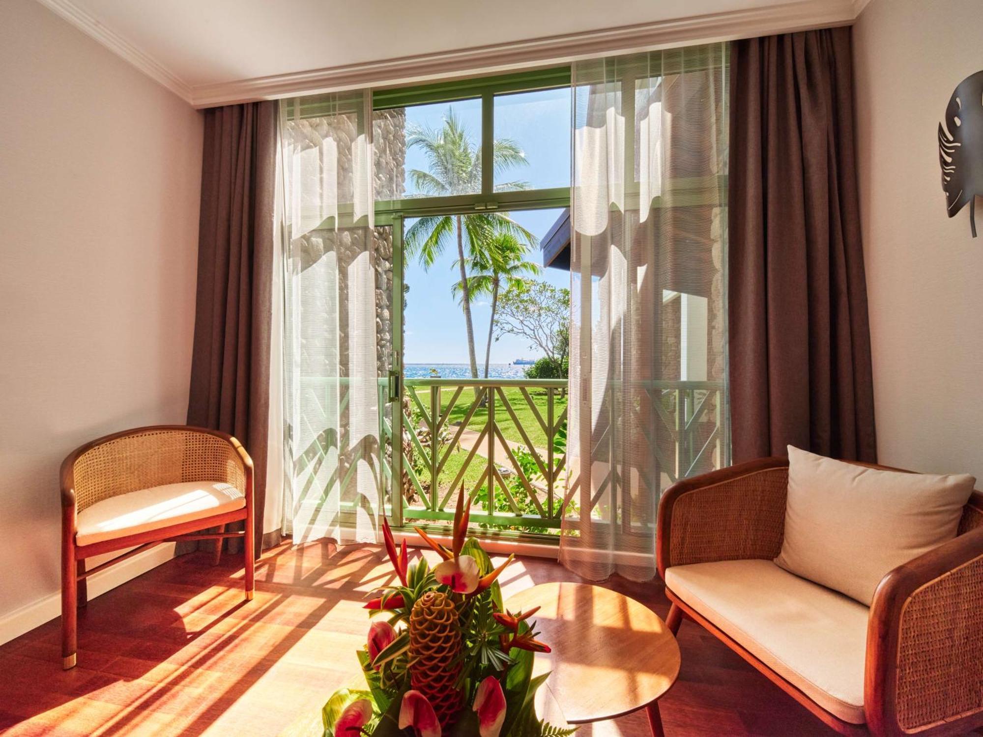 Hilton Hotel Tahiti Papeete  Exterior photo